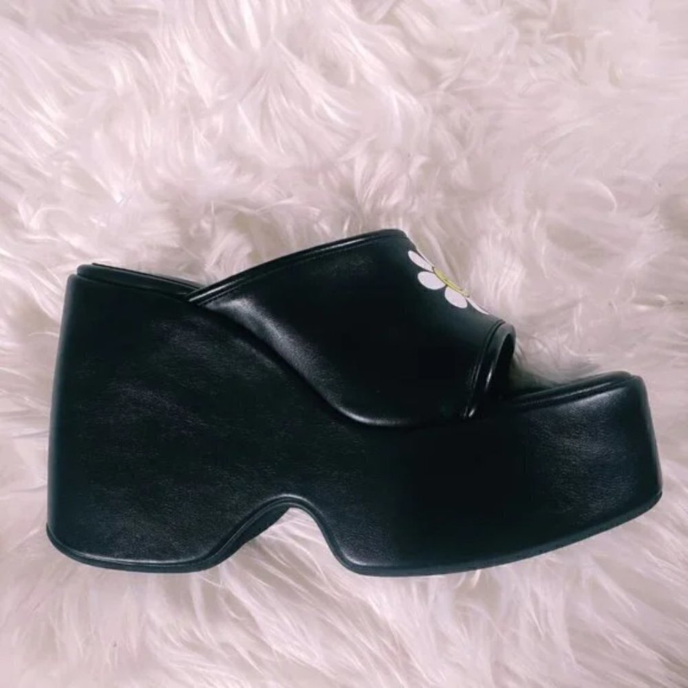NEW BLACK PLATFORM SLIDE SANDALS - Picture 3 of 5